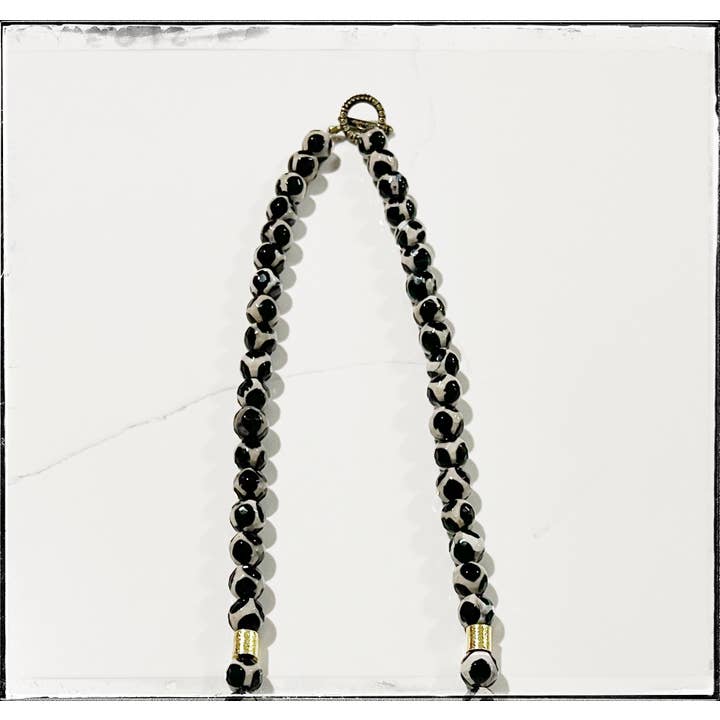 GentrybyJenna - Vendita all'ingrosso Collane di perline/perle - Collana in ceramica nera con perline in vetro e legno di cocco2