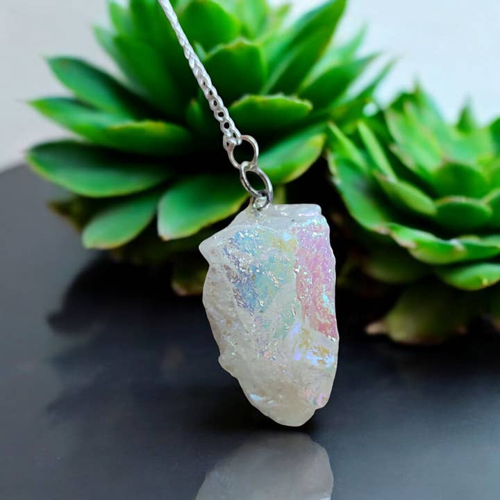Pêndulo de Quartzo Aqua Aura Branco em Bruto por atacado de Magic Moon