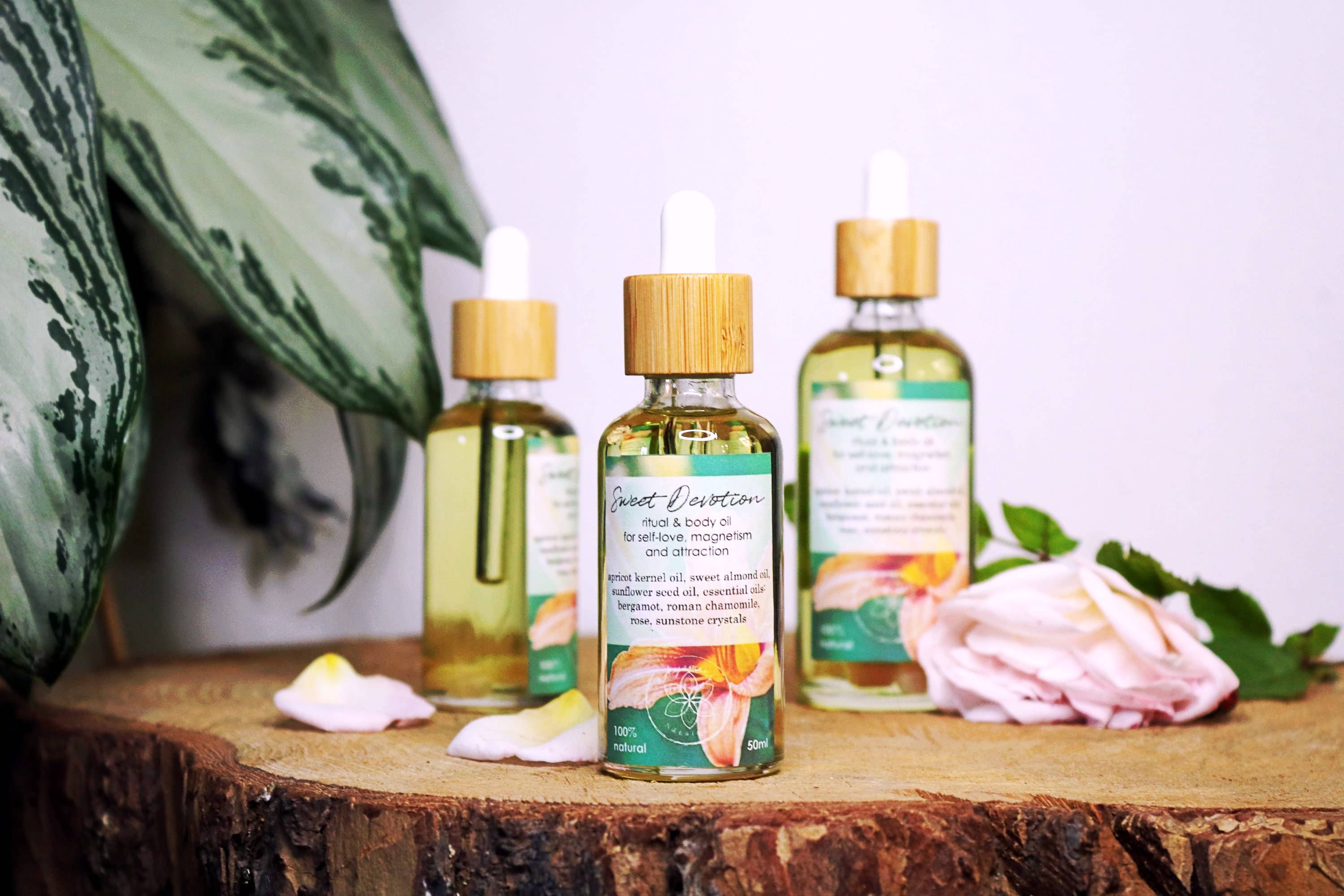 Ayamani Naturals – Engroshandel Bad/Kropsolie – Sweet Devotion Goddess krops- og ritualolie med sunstone9