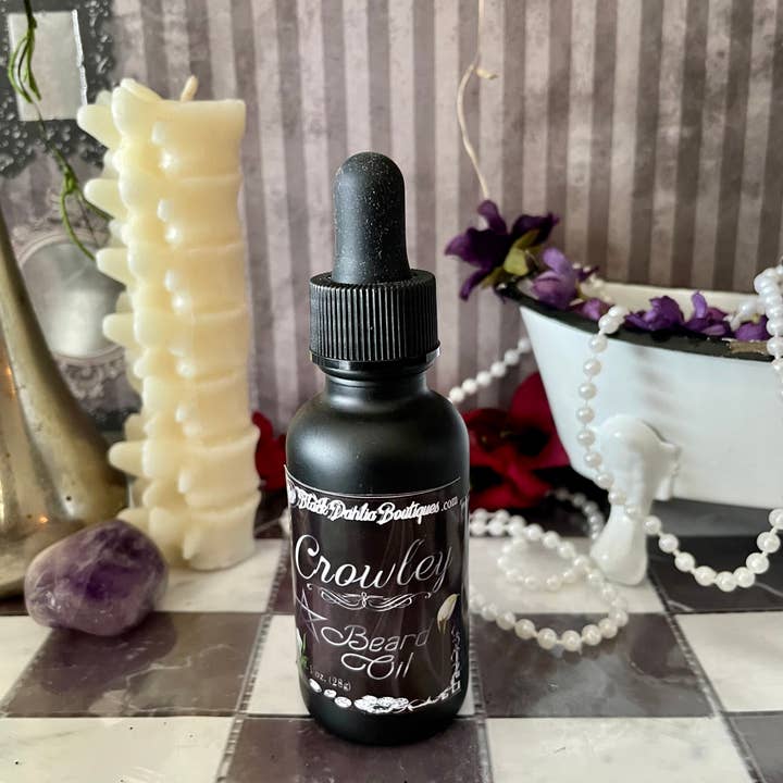 Black Dahlia Boutiques - Venta al por mayor Productos para cuidado de la barba - Aceite de barba Crowley3
