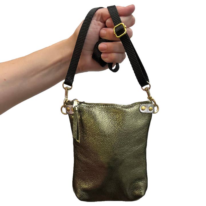 Zina Kao Exclusives – wholesale Crossbody bag – Women's – The Lisa Cellphone Crossbody Pouch 1