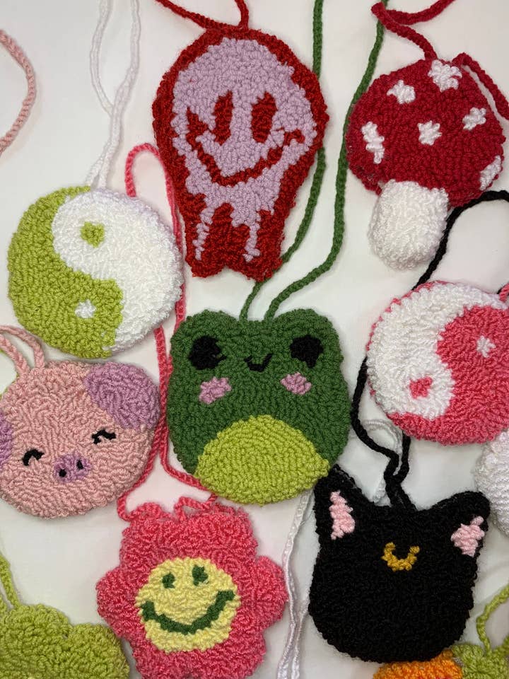 Accesorio perforado para coche, espejo retrovisor para coche, bonito para venta al por mayor de MUUDLAND