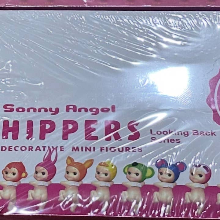 Sonny Angle Hippers Looking Back edition for wholesale by Think Sweet
