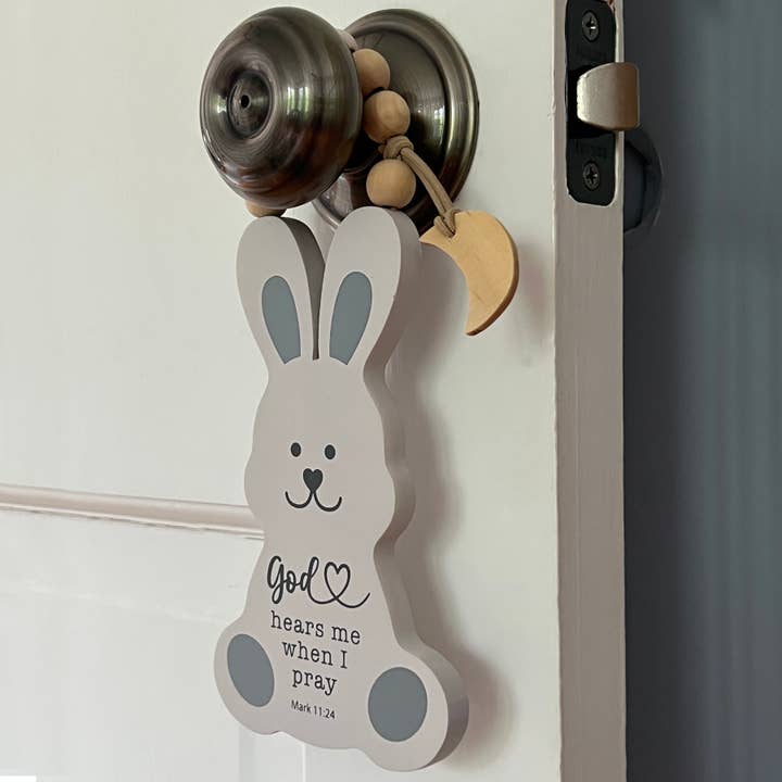 Abbey + CA Gift – Engroshandel Dørophæng – Bunny Nap Time Dørknop Hanger2