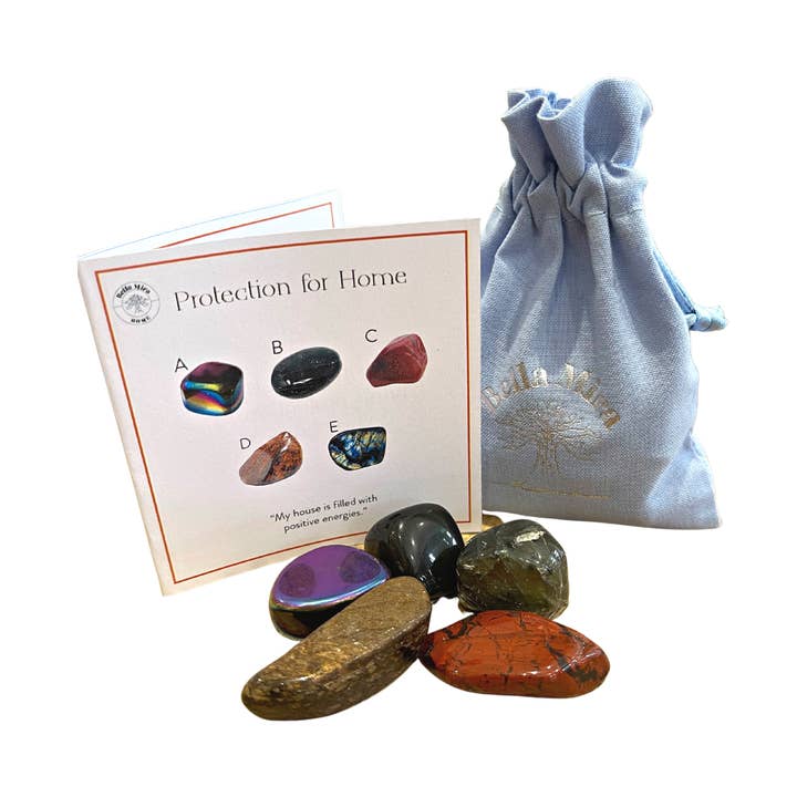 Coffret cadeau Protection For Home Crystals pour la vente par BellaMira Home