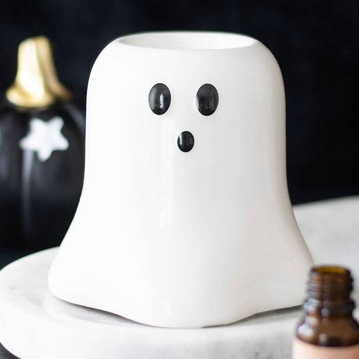 Hey Boo Halloween Ghost Oil Burner and Wax Warmer and other Purchase Wholesale the little veggie patch. Free Returns & Net 60 Terms on Faire trending on Faire.