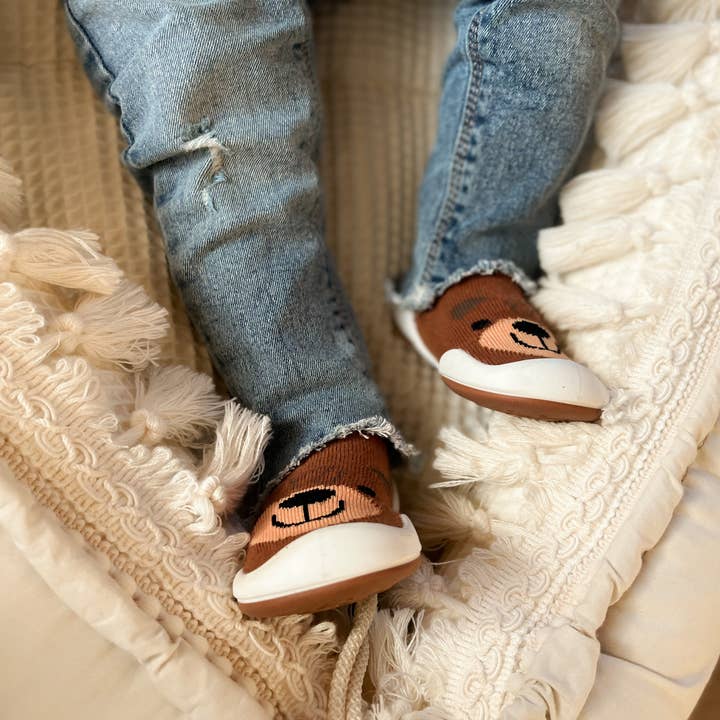 Little Bunny - Wholesale Booties - Baby - Komuello None Slip Shoes Brown Bear2