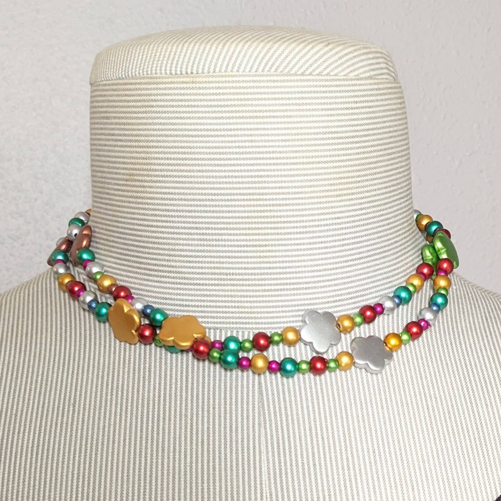 Fiona Accessories – wholesale Snodd - Dam – Pärlstav Badge Hållare Snodd för Nycklar ID Badge (RWB)5