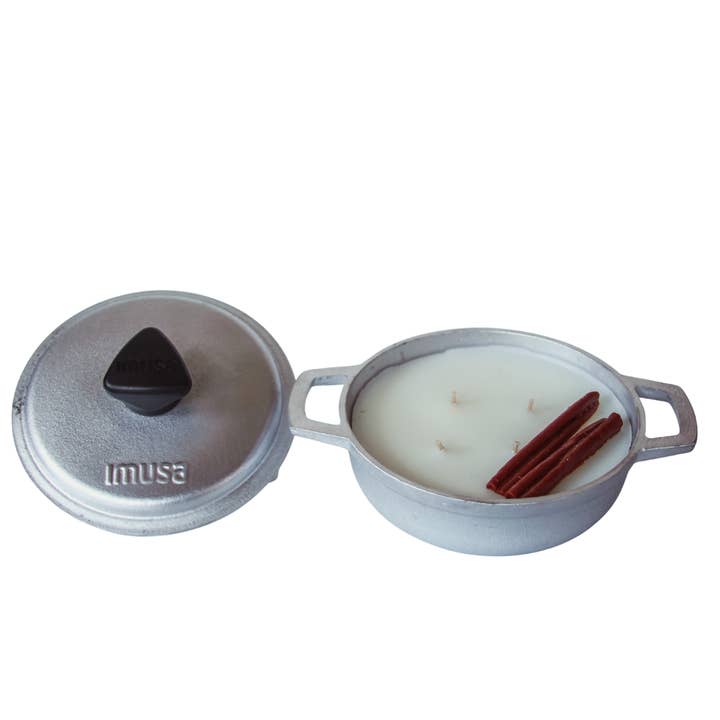 Arroz con leche caldero candle for wholesale by Albisa Candles