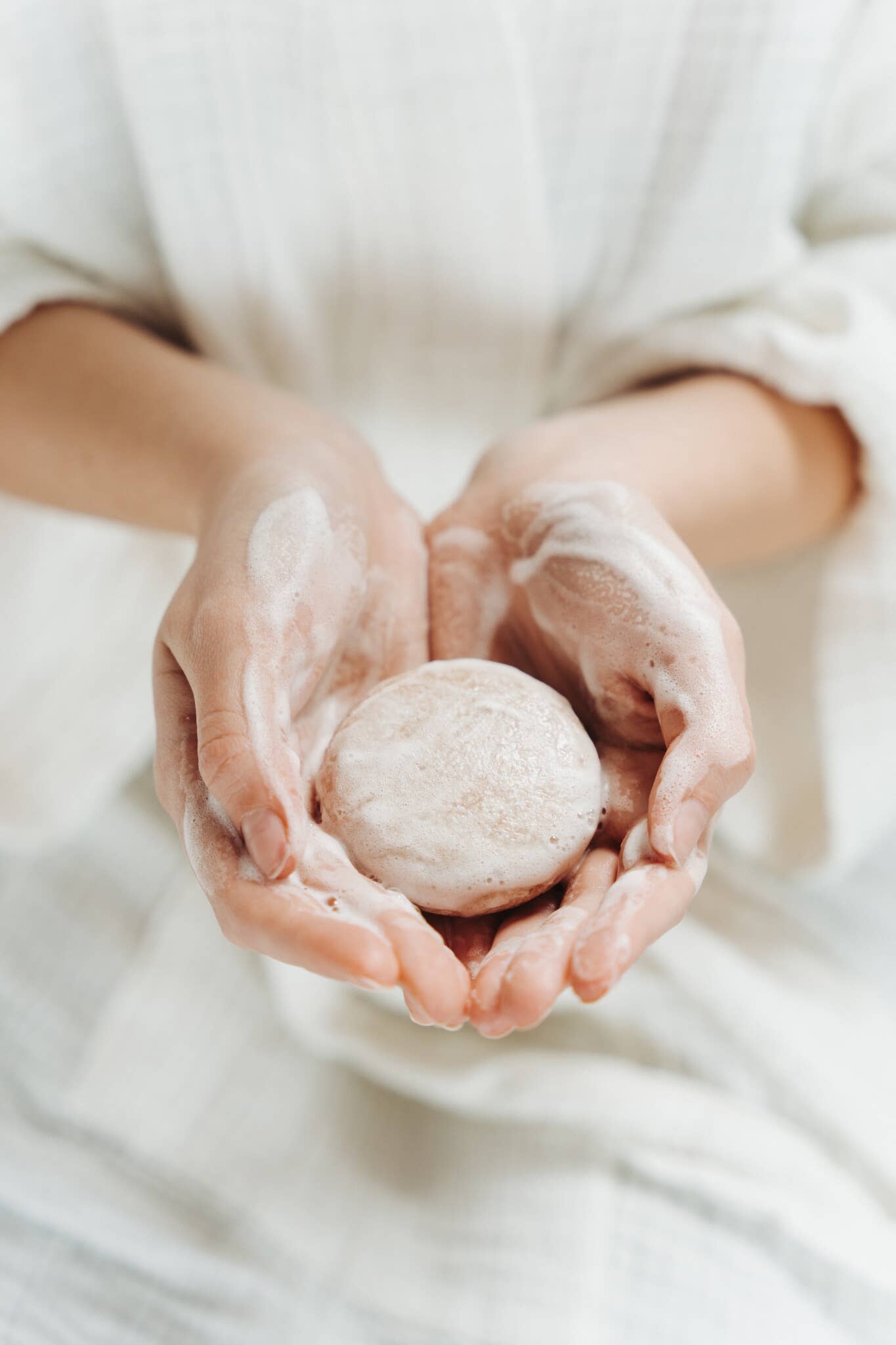 Zero Waste MVMT - Wholesale Shampoo Puck/Solid Shampoo - Zero Waste MVMT Shampoo Bar | Variety | Nourishing, Balanced7