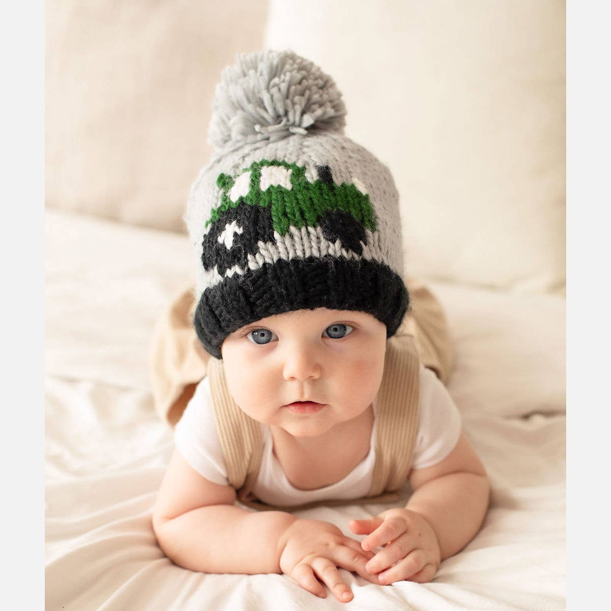 Huggalugs - Vente Bonnet – enfant - Bonnet enfant et bébé avec tracteur1