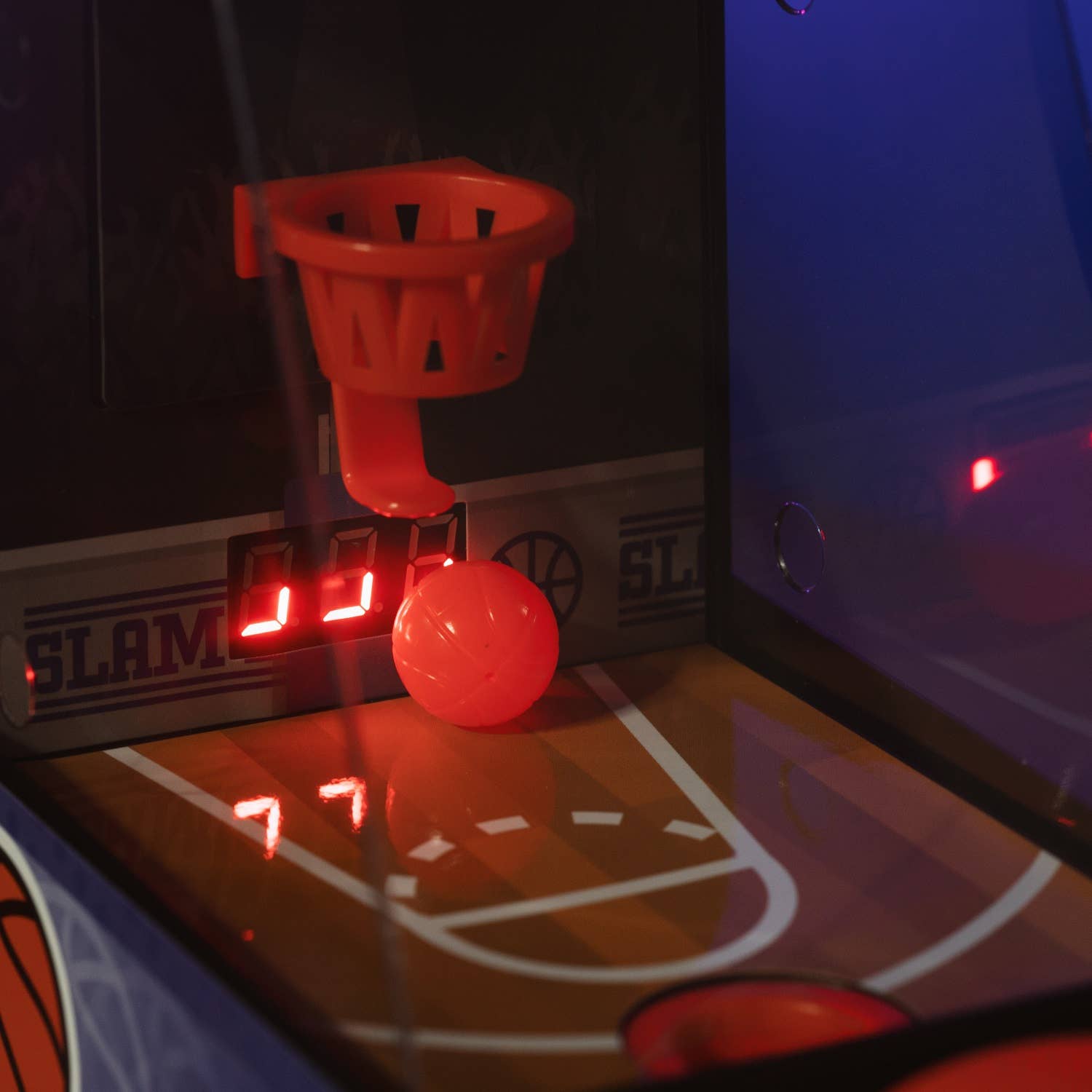 Mad Monkey GmbH - Vente Jeux de société - ORB - Machine d'arcade rétro basket-ball3