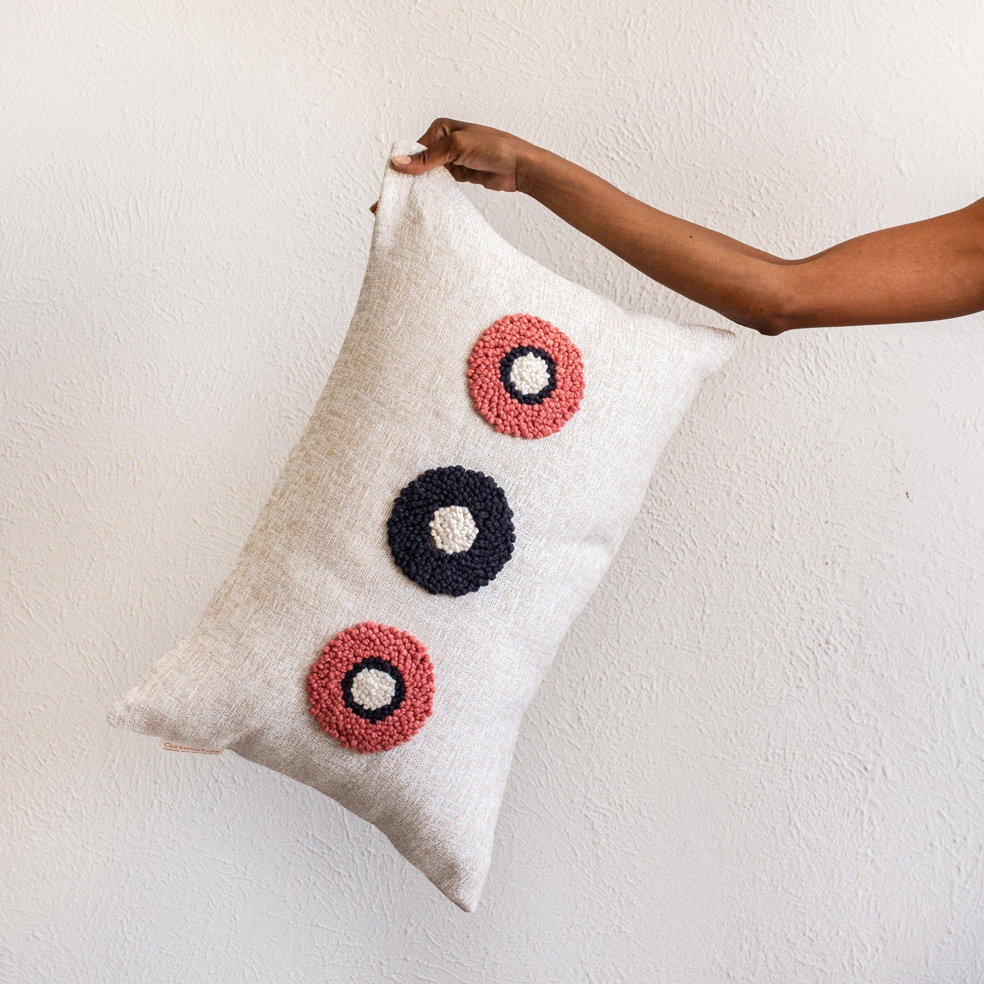 kanju Interiors – Großhandel Zierkissen – Afriscandi Circles Throw Kissenbezug3