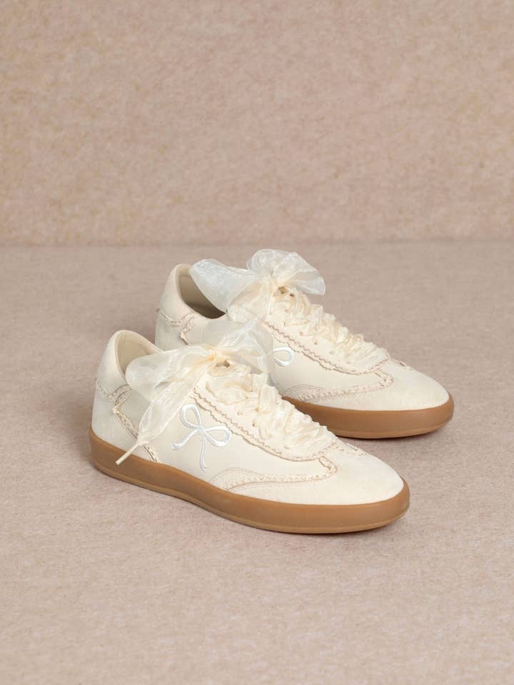 CCOCCI - Wholesale Lifestyle Sneakers - Women's - JULIE RIBBON EMBROIDERY LACE EDGE DETAIL SNEAKERS