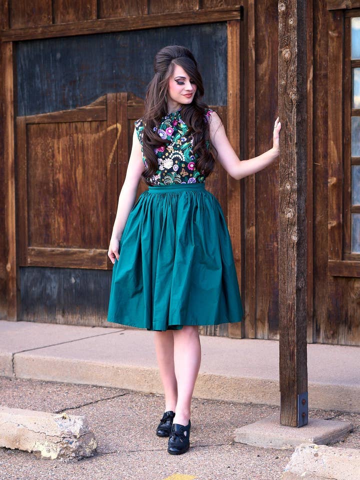 Peggy Swing Skirt in Green for wholesale by Retrolicious