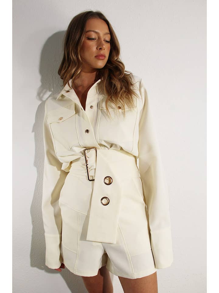 ENSEMBLE VESTE ET SHORT pour la vente par Mulla