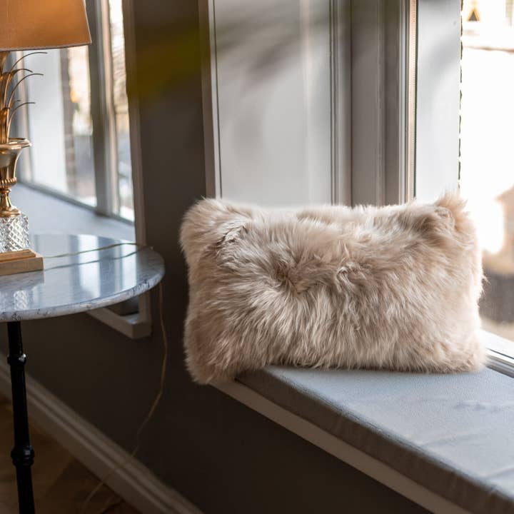 Van Buren - Wholesale Throw/Decorative Pillow - Sheepskin cushion | 2 sizes | 3 colors6