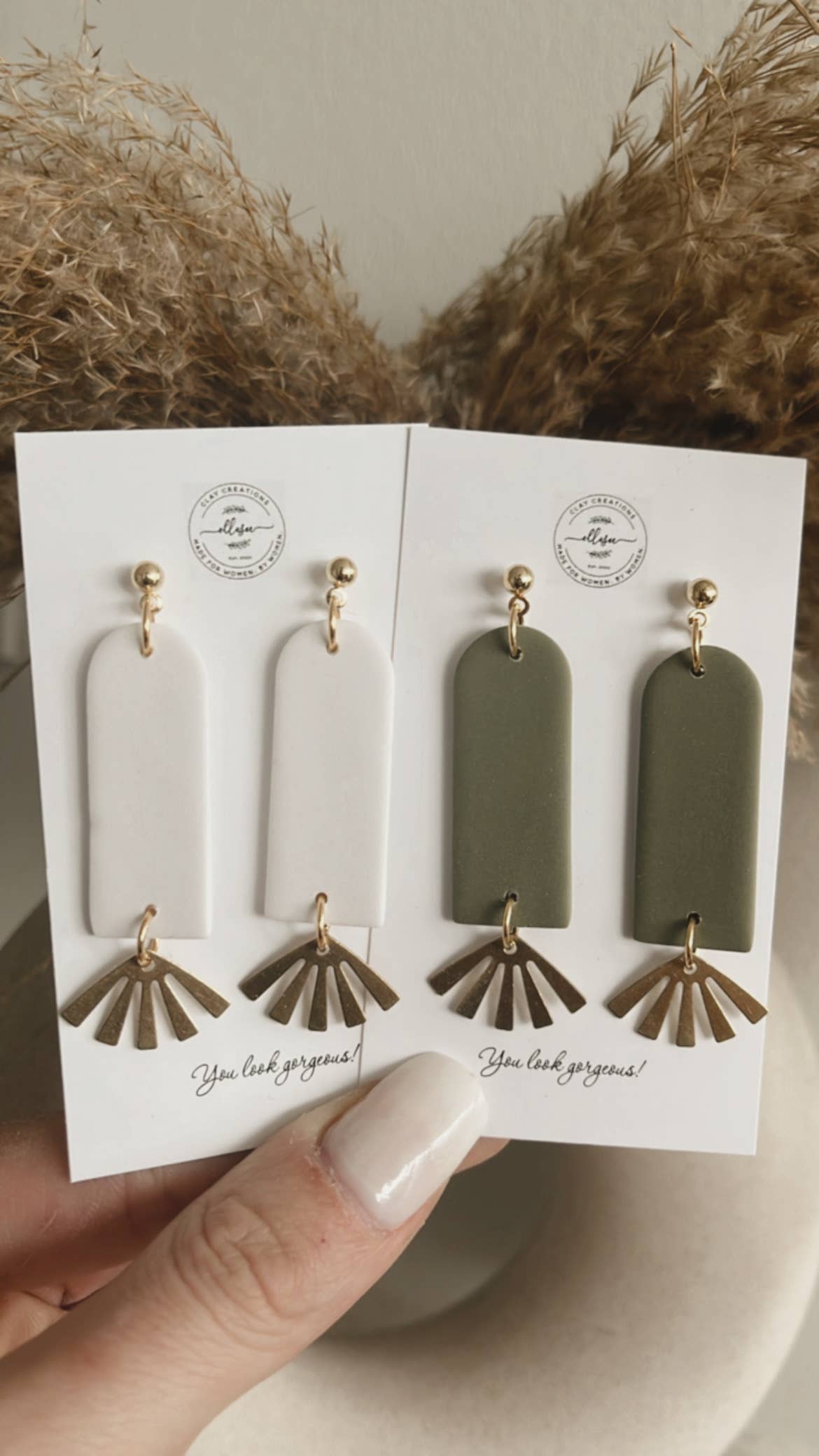 ElleseeWomen - Wholesale Dangle Earrings - Constance Dangles5