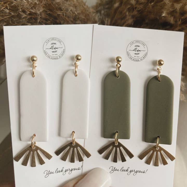 ElleseeWomen - Wholesale Dangle Earrings - Constance Dangles5