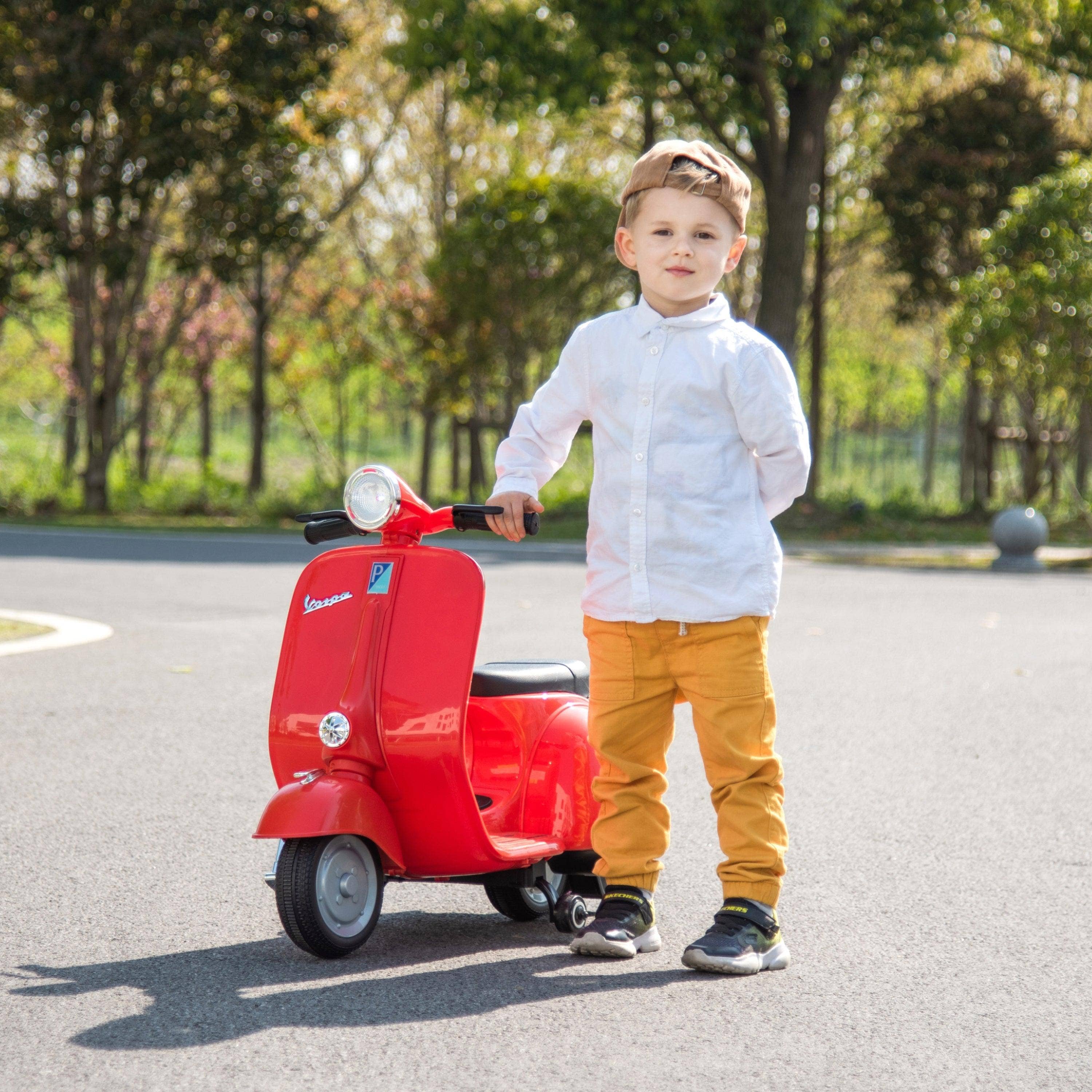 Freddo Toys - Vente Vélo et trottinette – enfant - Scooter électrique Vespa 12V pour enfants7