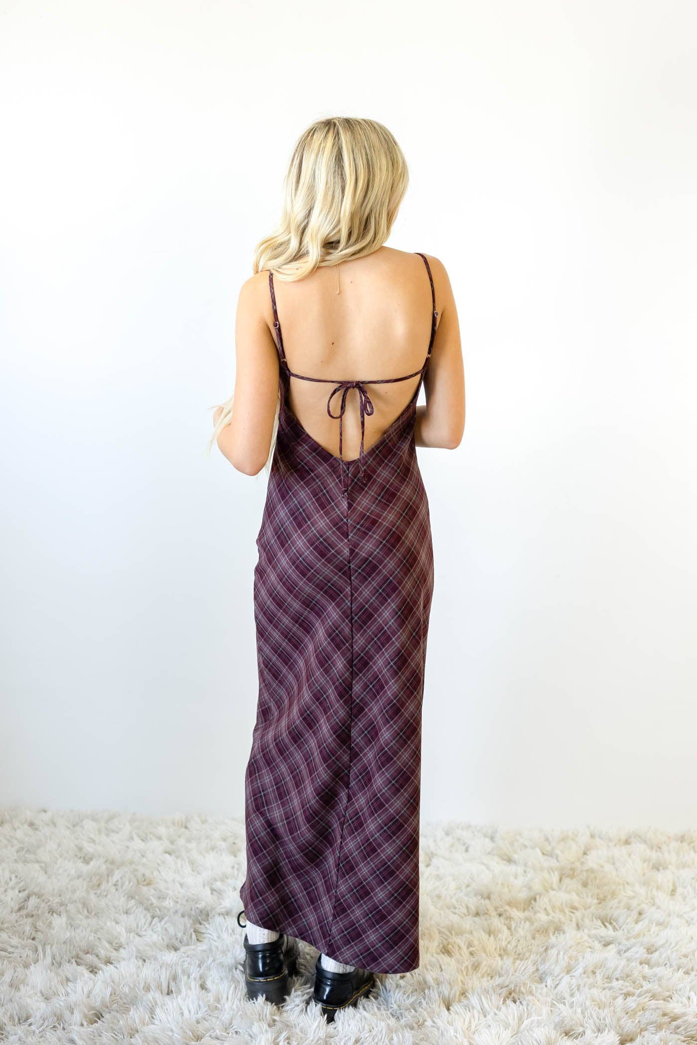 Nectar Clothing – Engroshandel Kjole - Dame – Plaid Maxi Kjole4