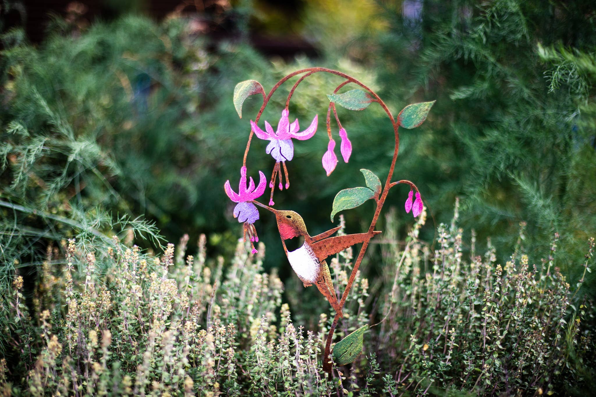 Elegant Garden Design - Wholesale Garden/Lawn Stake - Hummingbird on Fuchsia Pick -Painted3