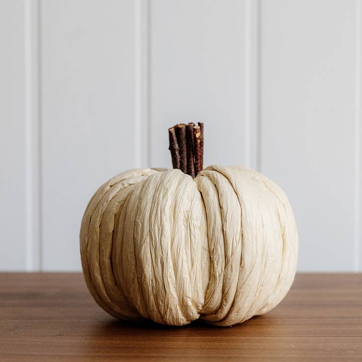 We Love Seasons EU - Wholesale Decorative Tabletop Object - Small Cream Paper Pumpkin0