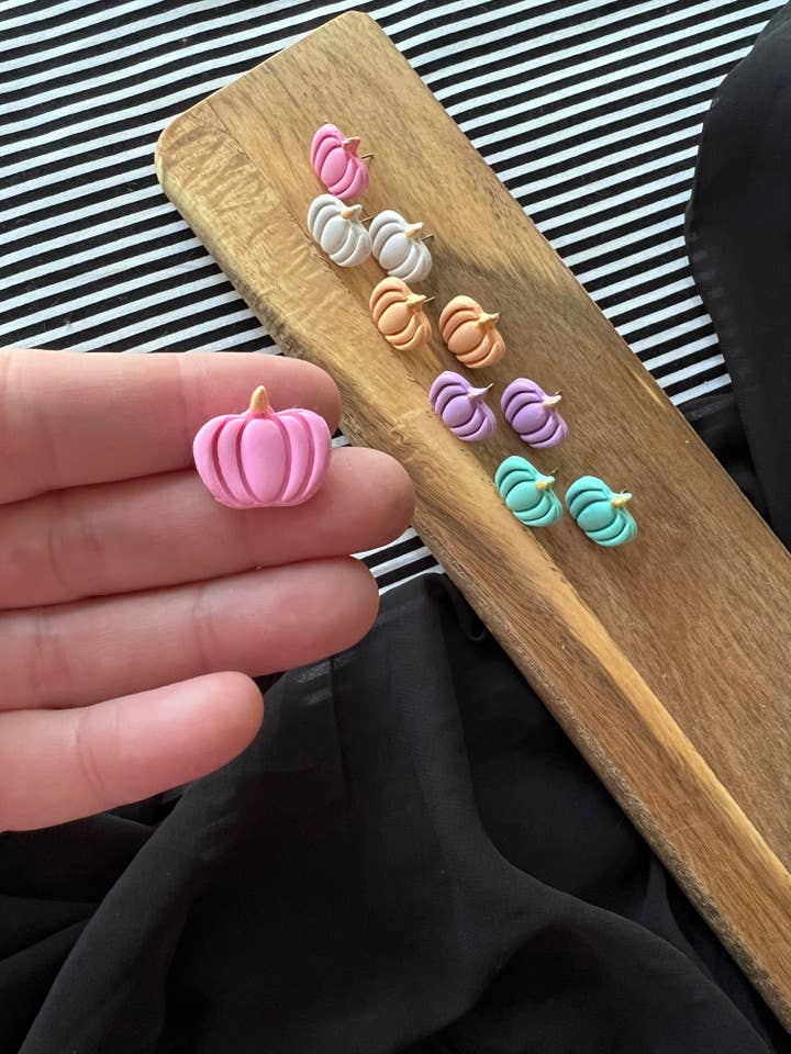 Elle Pumpkin Studs | Clay Earrings for wholesale by Benny & Beans