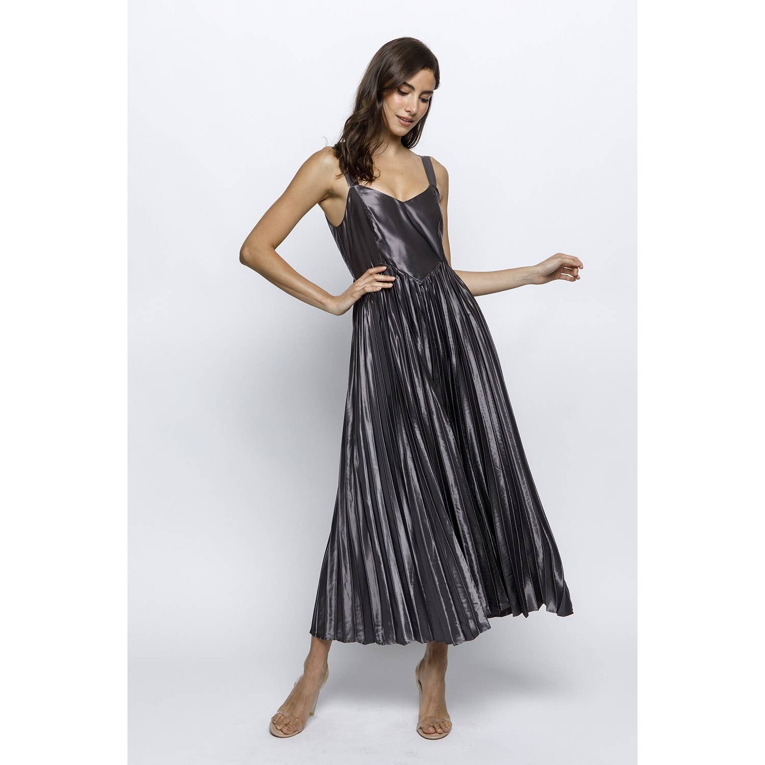 STORIA – wholesale Dress – Women's – JD6918- SOLID SHEEN ACCORDION PLEAT MIDI DRESS 1