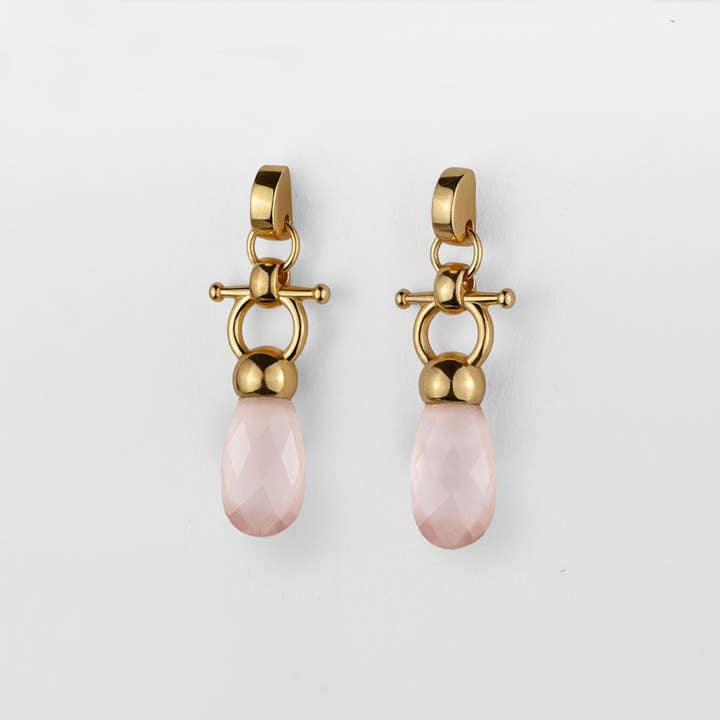 URBAN-EQUESTRIAN - Wholesale Dangle Earrings - Droplette - Rose Quartz Horse Bit Equestrian Earring in Gold