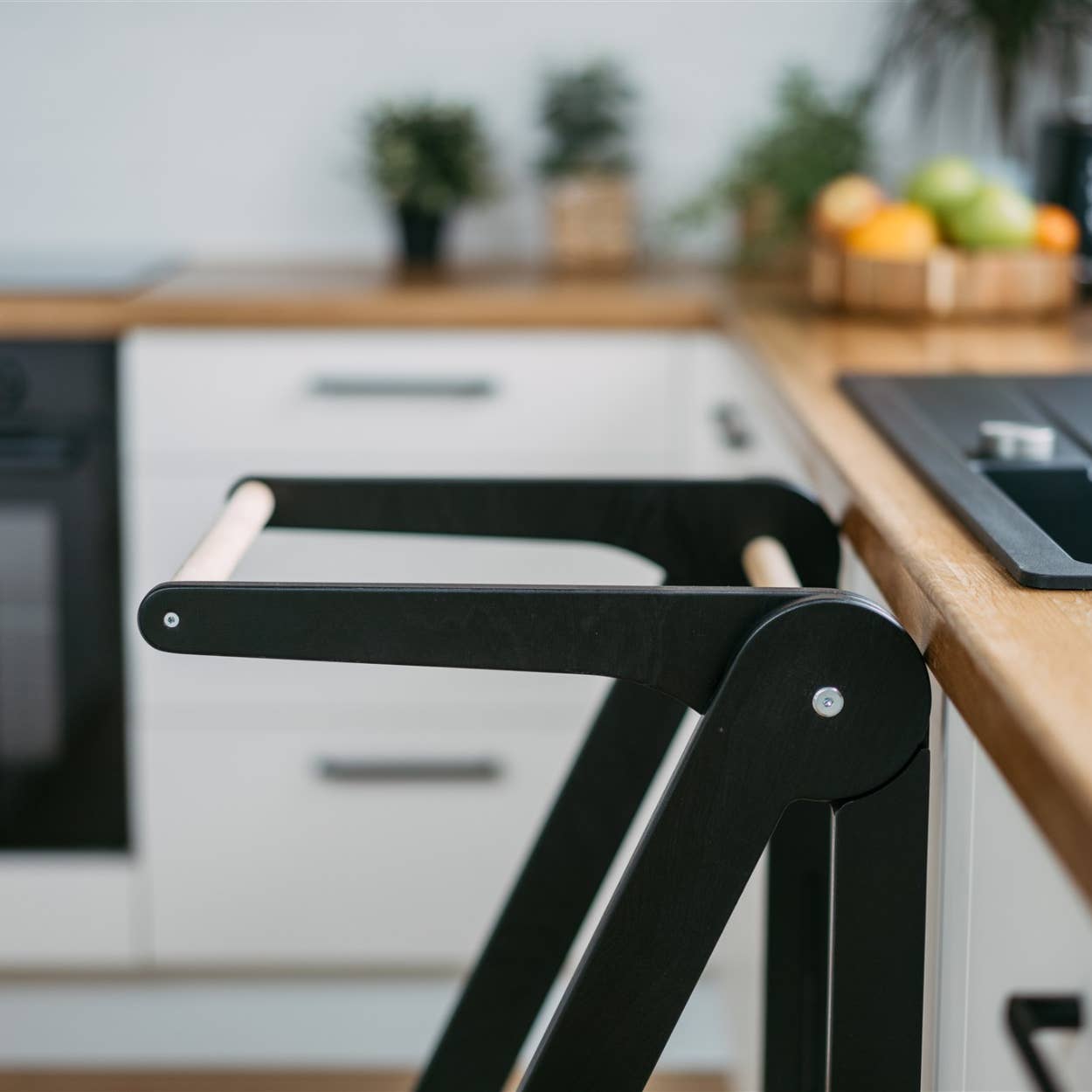 Shaman Inventions SIA - Wholesale Stool - Foldable Helper Tower With Removable Rail18