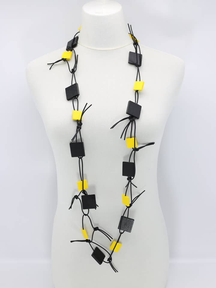 Træ firkanter på kunstlæder kæde halskæder - Duo for engroshandel hos Jianhui London