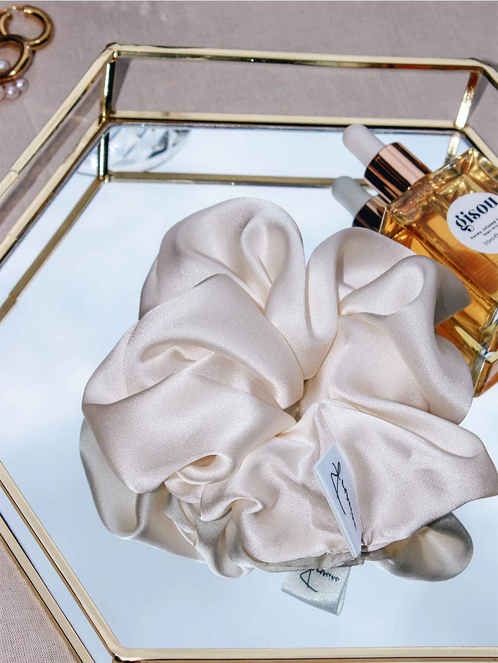 Francine Hair Care - Wholesale Scrunchie - Women's - Silk scrunchie4