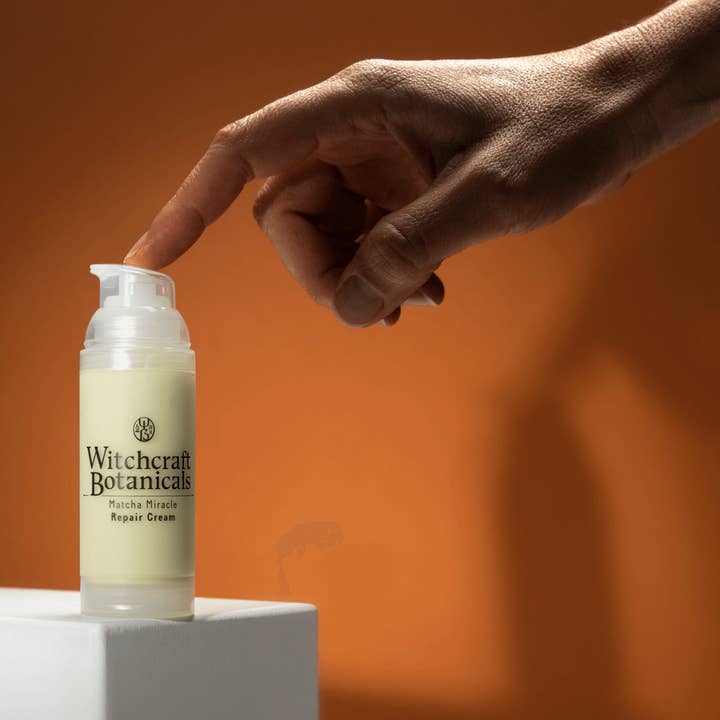 Creme regenerador com matcha e aloé vera por atacado de Witchcraft Botanicals