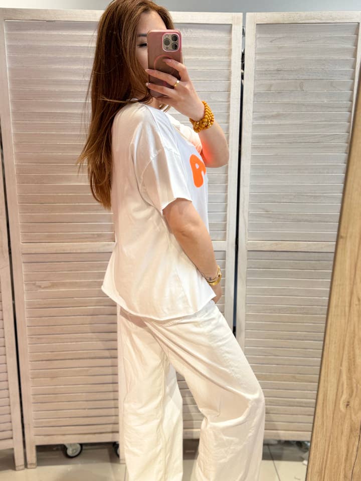 VICTORIA&ISAAC - Wholesale Screen Printed T-Shirt - Women's - Graphic T-shirt with wide sleeves - M1239 Ibiza1