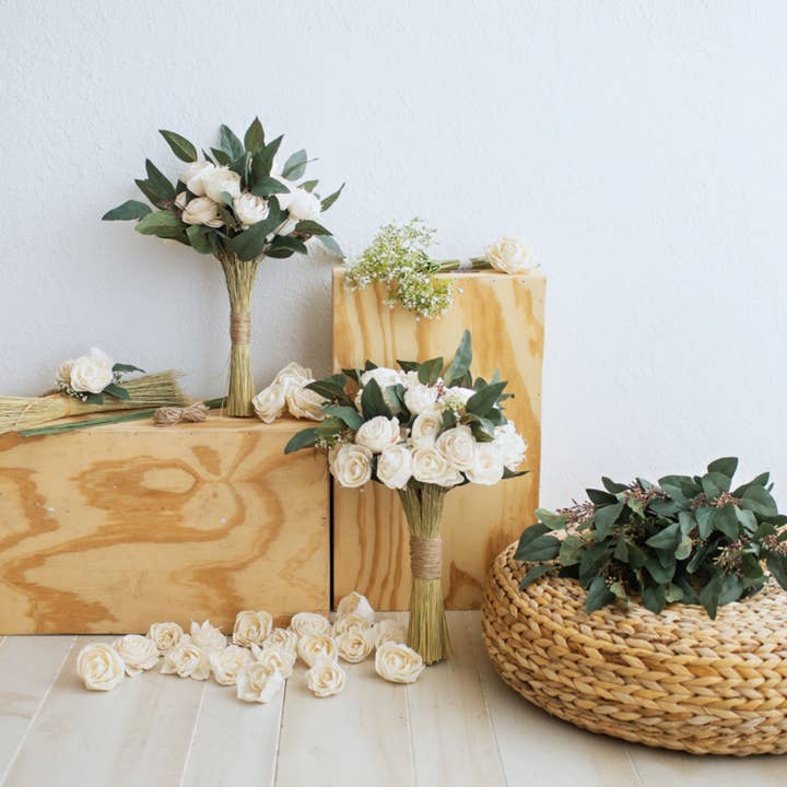 Oh You're Lovely - Wholesale DIY Craft Kit - DIY Boutonniere Kit