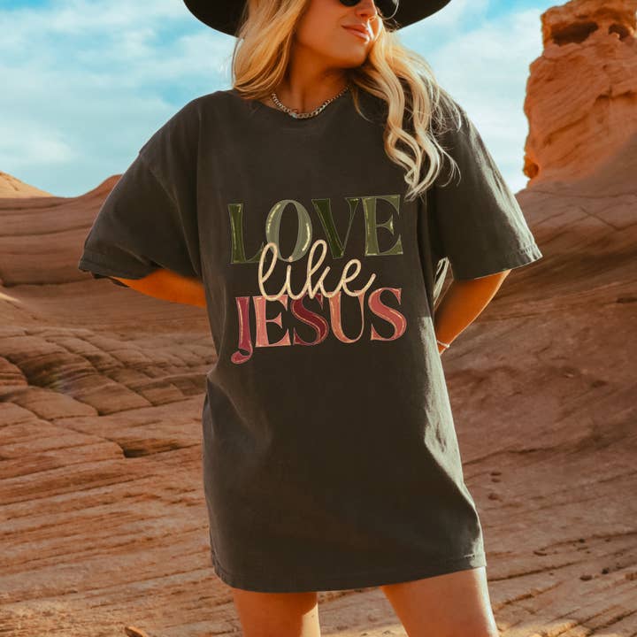 T-shirt graphique Preppy Boho Love Like Jesus Faith pour la vente par Gia Gifts Boutique