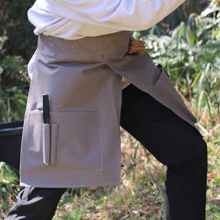 The Gardener's Dream Front Slit Garden Apron for wholesale by Time Concept