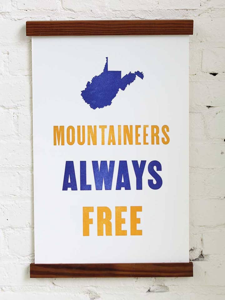 Bouton épicéa pour la vente par Old Try