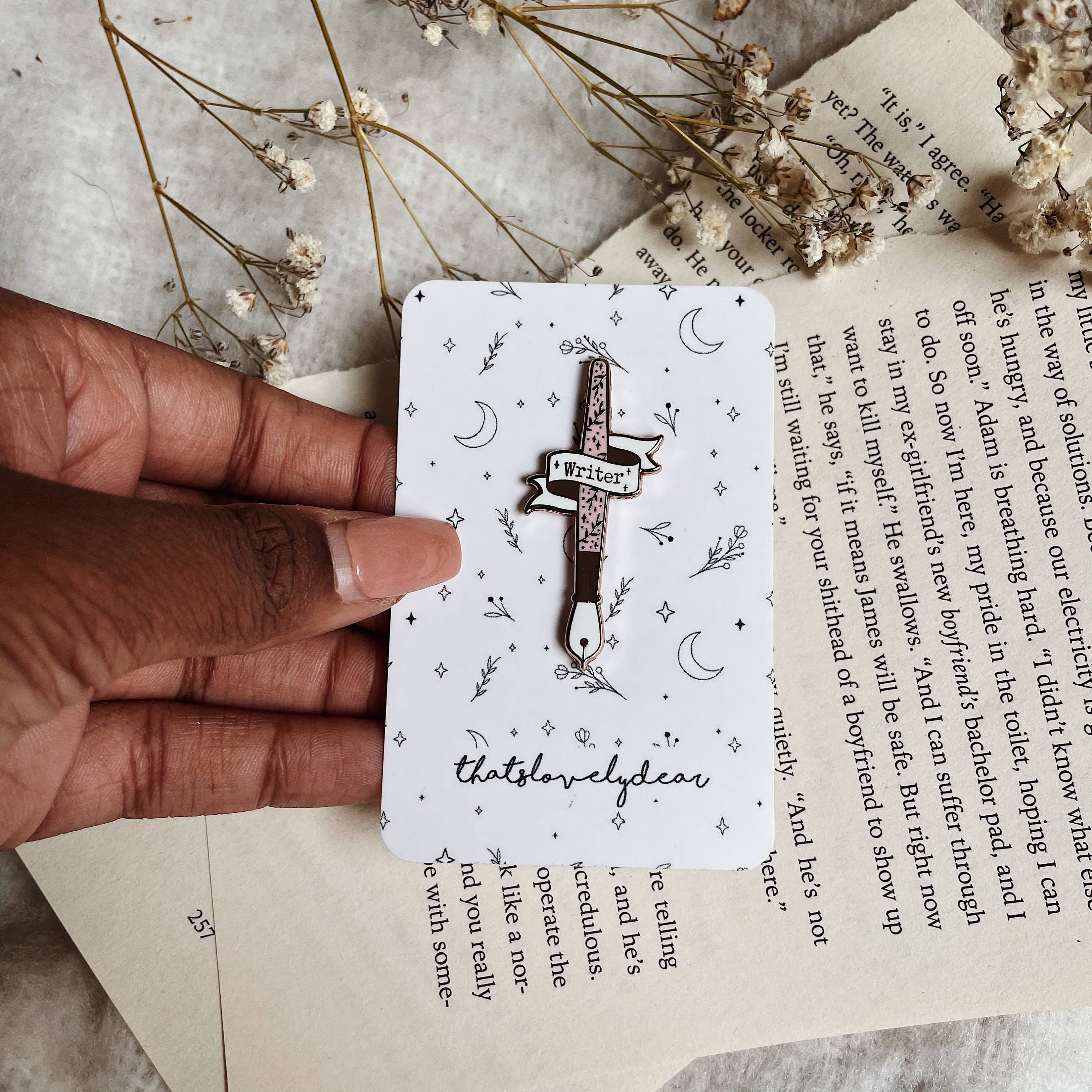 Noelle Gifts & Paper - Wholesale Lapel pin/button - Writer Fountain Pen Pastel1