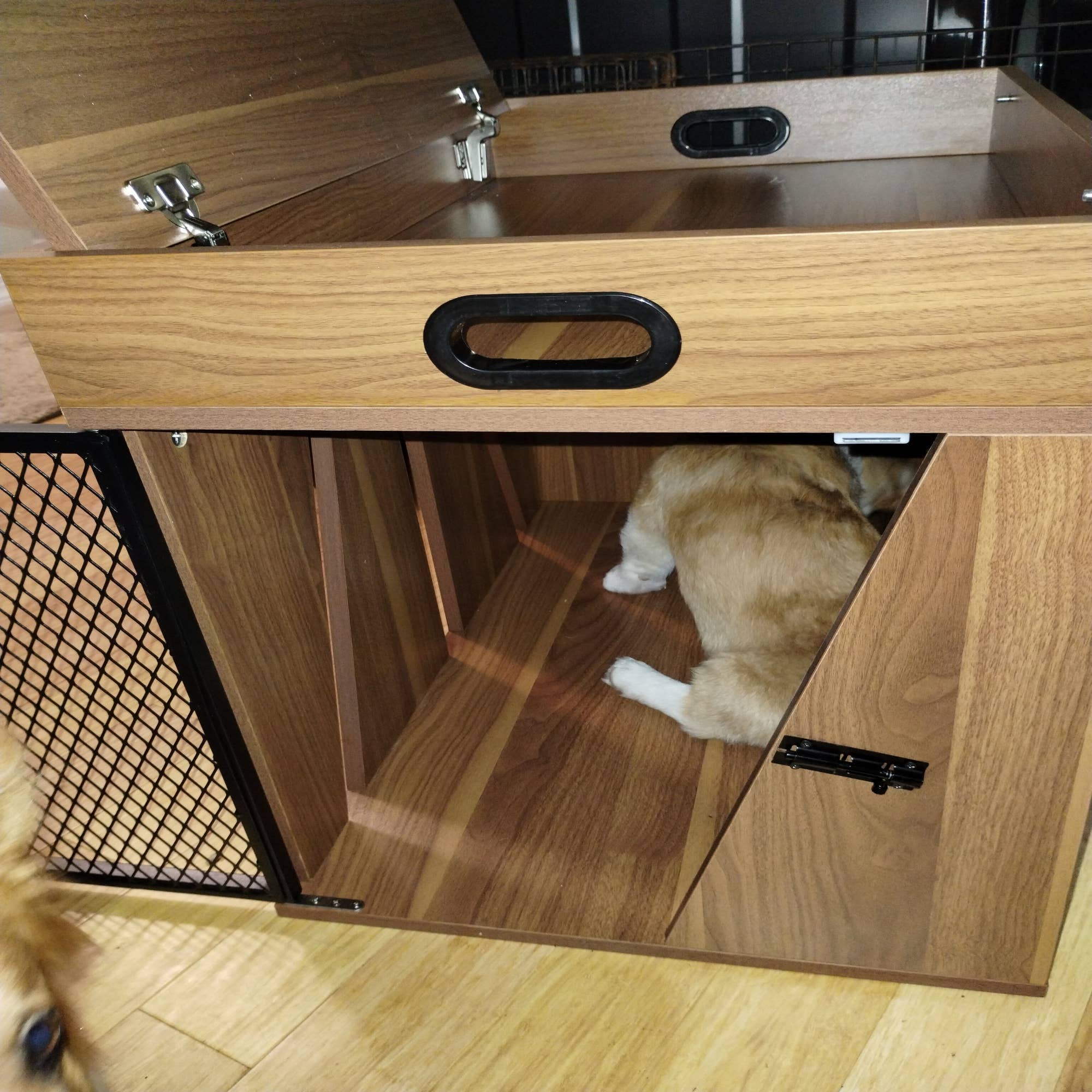 Designer Pet Products, LLC - Wholesale Pet Carrier - Cat/Dog - Dog Crate ,Dog Furniture ,Lucky Kennels Penny13