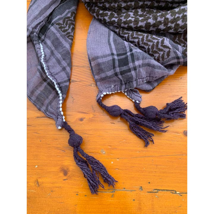 Emmy Alternative/Shak Chic - Wholesale Scarf - Women's - Kefiah scarf in soft cotton, purple color1