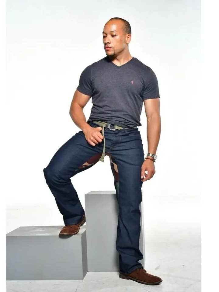 Classic 3 - Bootcut - Relaxed Fit - Regular - Dark Blue Wash for wholesale by Brilliant You Denim