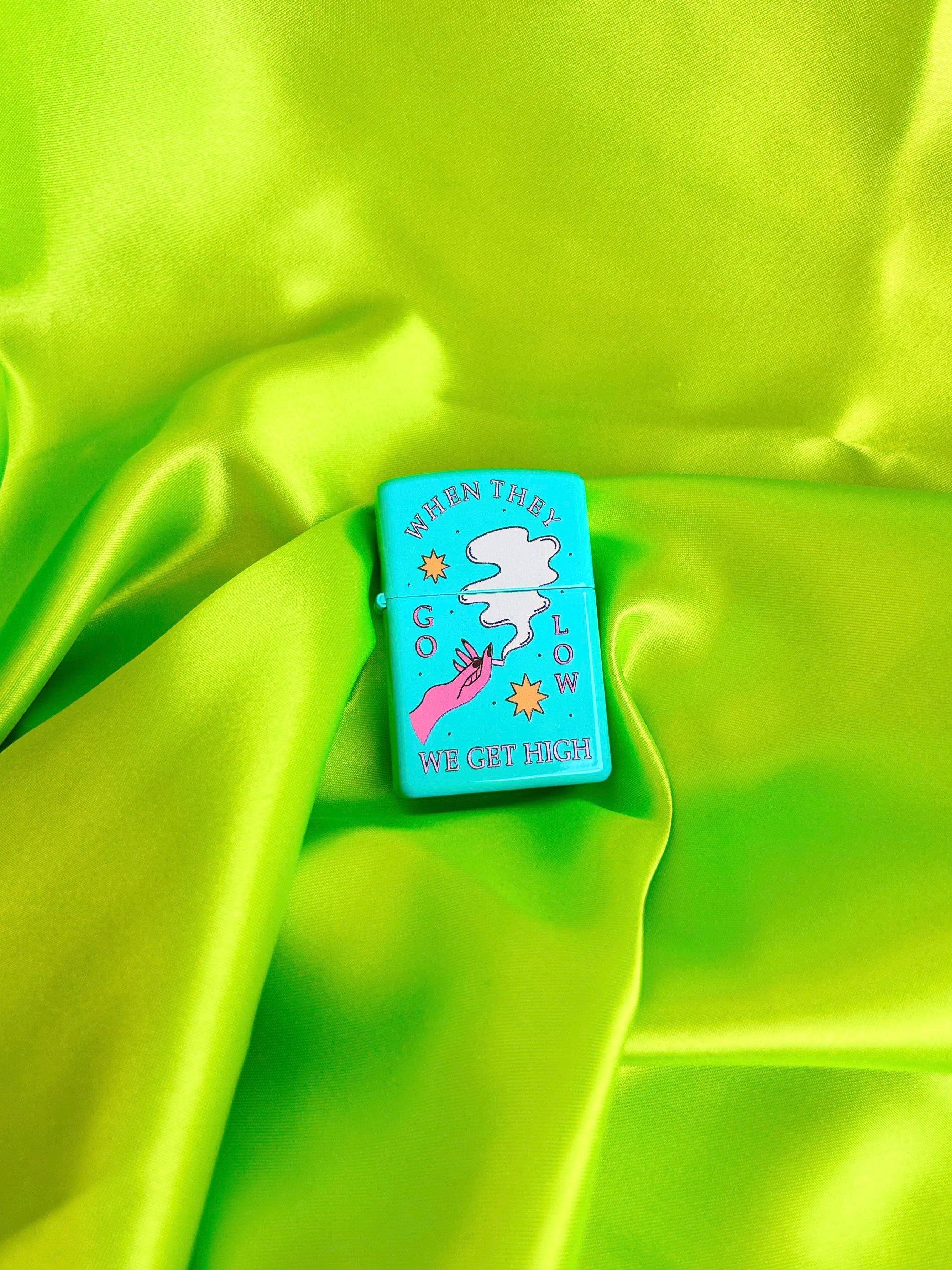 The Peach Fuzz - Wholesale Lighter - When They Go Low Refillable Lighter2