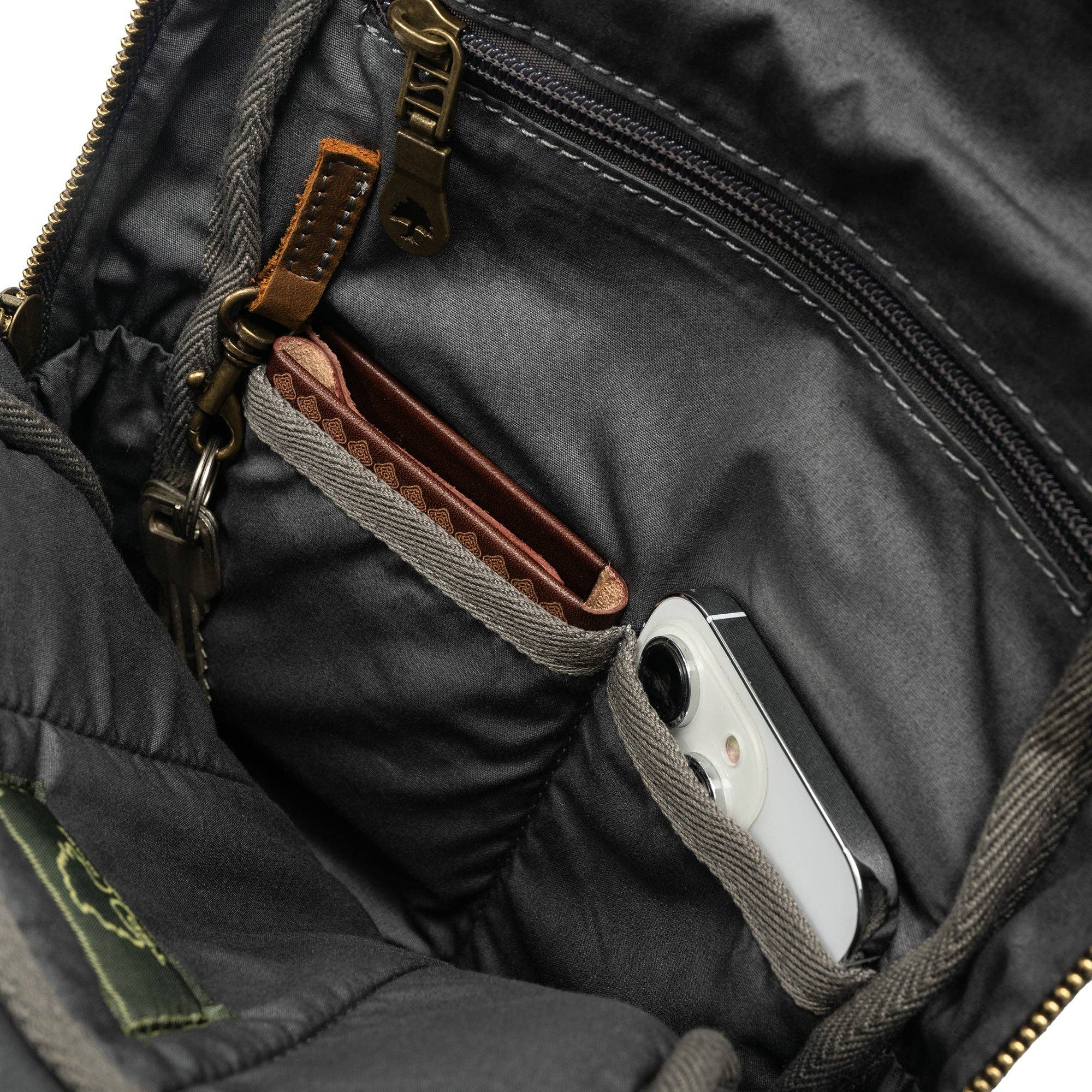 TSD Brand - Wholesale Crossbodytas - Uniseks - Leaf Hill draagtas18