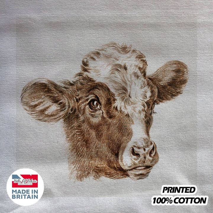 Panneau en tissu imprimé à tête de veau pour la vente par Hills Of Fabric