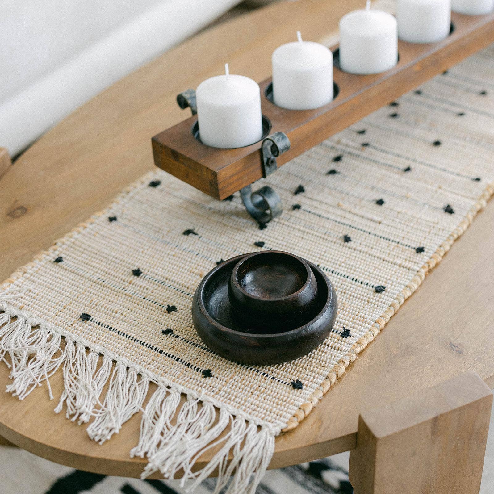 Brizon - Wholesale Table Runner - 14'' x 72'' Jute Table Runner1