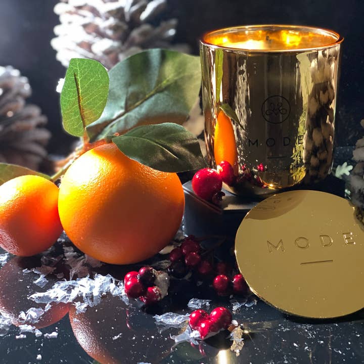 Vela MANDARINA DORADA DE 8 oz para venta al por mayor de MODE modern aromas