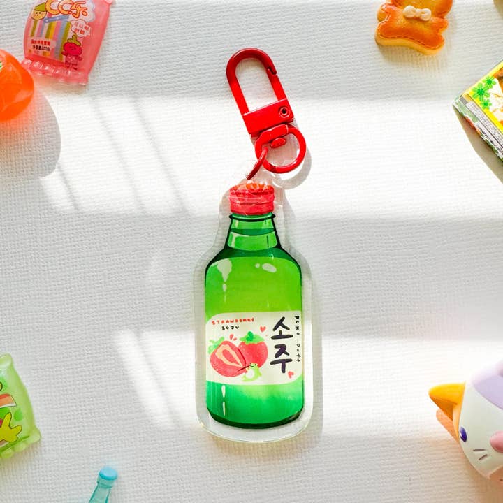 PekoPuff – Großhandel Schlüsselanhänger – Unisex – Soju-Acryl-Schlüsselanhänger aus Erdbeer-Pfirsichgrün mit Traubenmotiv3