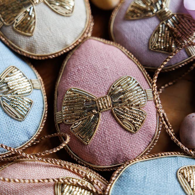 Katie Larmour Linen – wholesale Ornament – (10 pcs) Handmade Easter Bow Egg Linen Spring Ornament Tree1